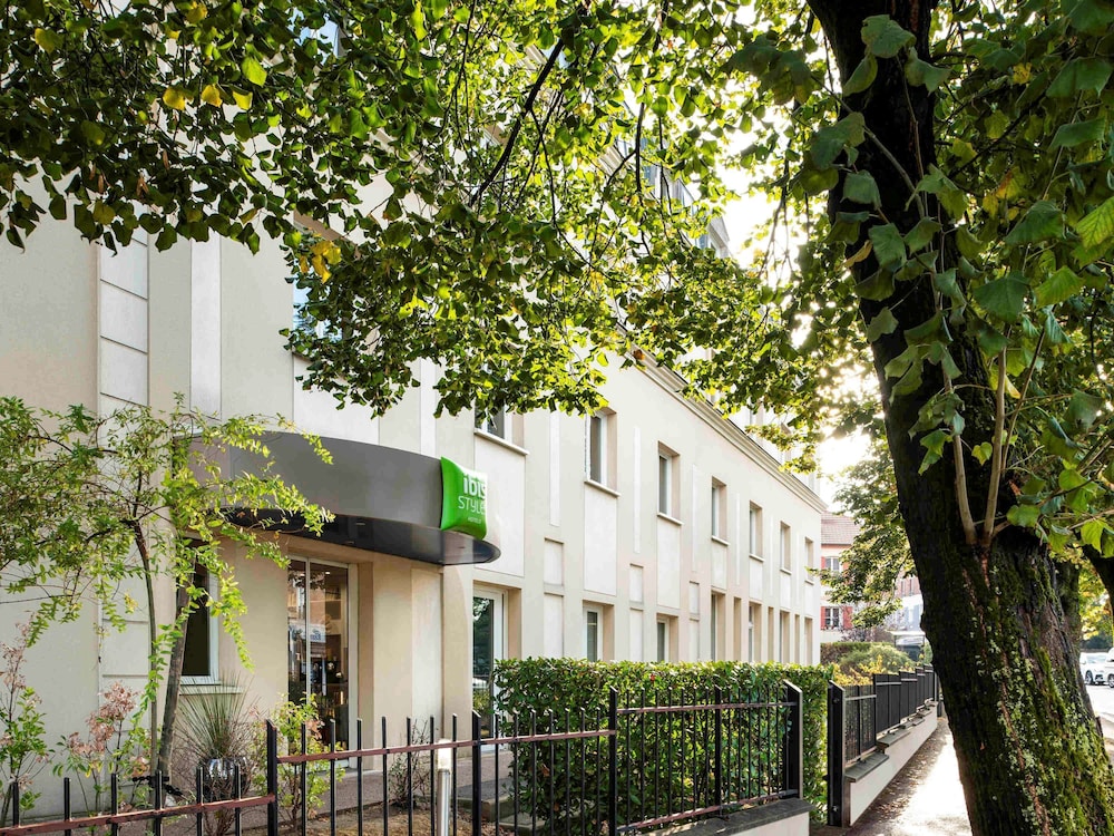 B&B Hotel Saint-Maur Creteil in PARIS