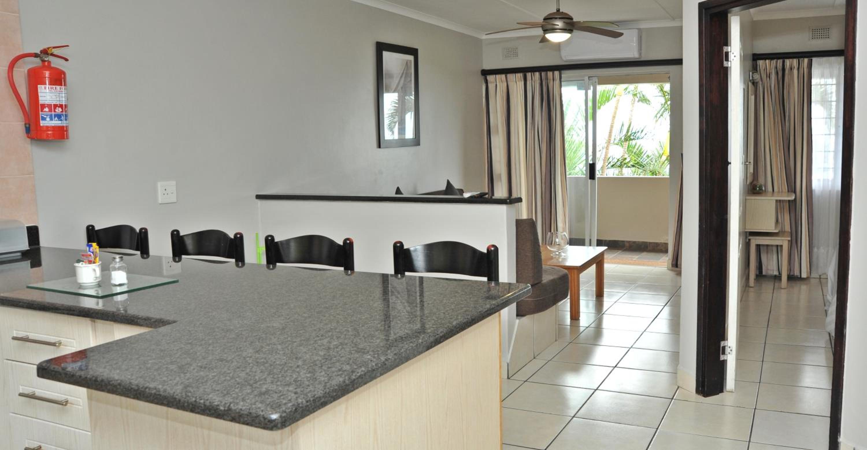 Sunrise Beach Resort 4/50