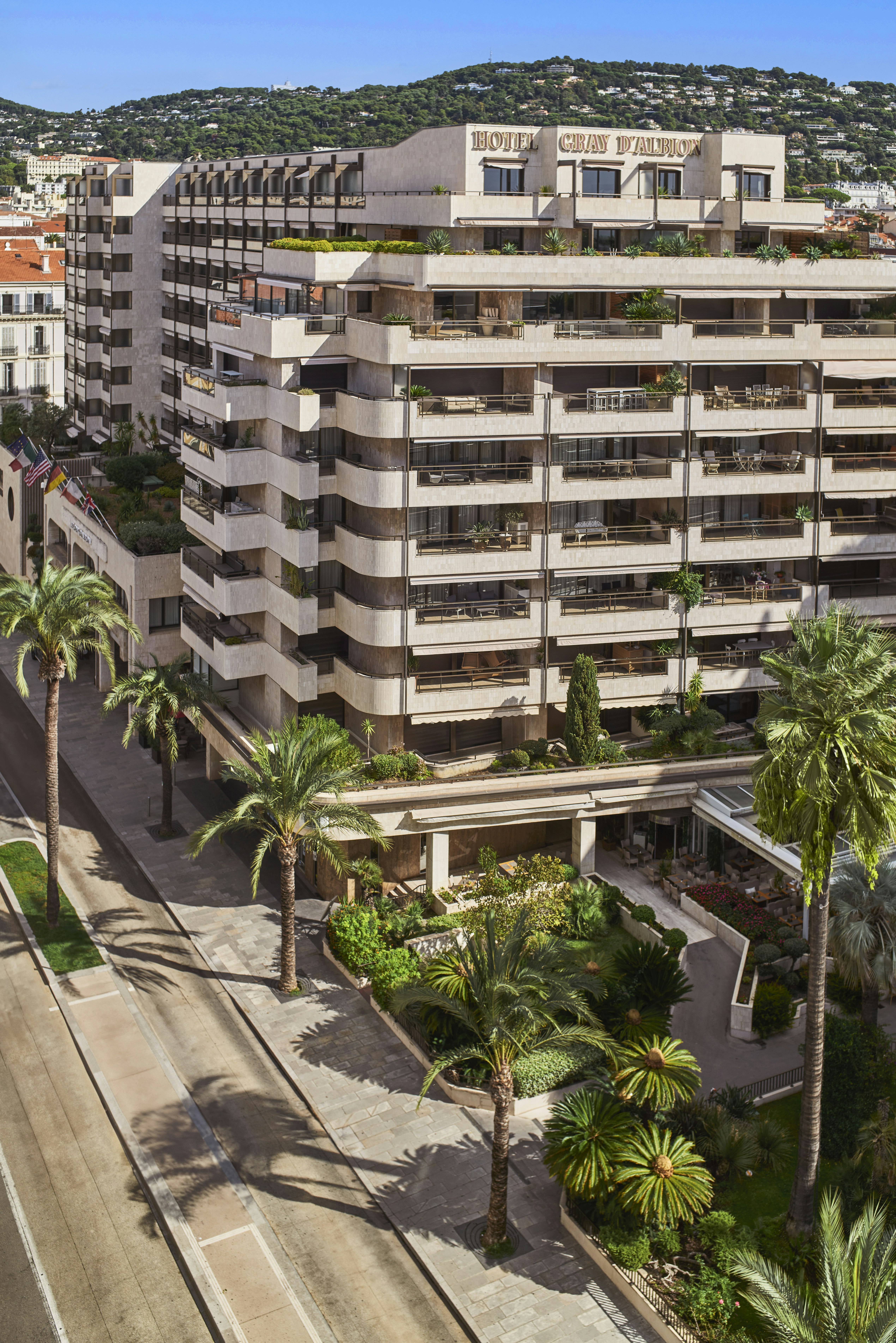 Hotel Barriere Le Gray D Albion Cannes 64/75