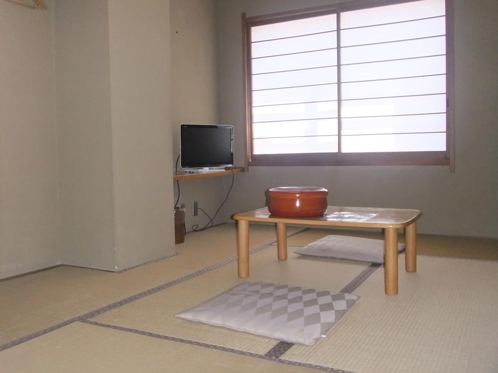 Kawaguchiko Station Inn 38/63