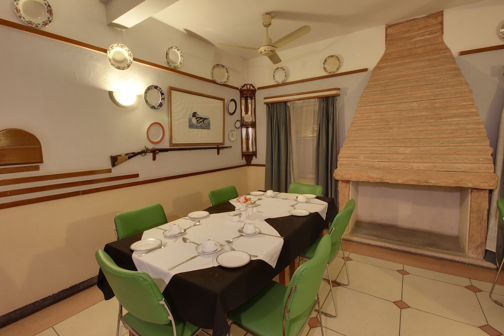 INN SEASON 32/46