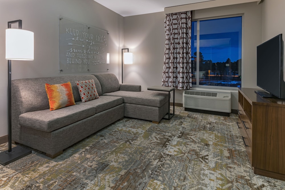 La Quinta Inn Suites By Wyndham Flagstaff East I 40 34/49