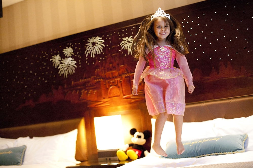 Disneyland Hotel 47/70