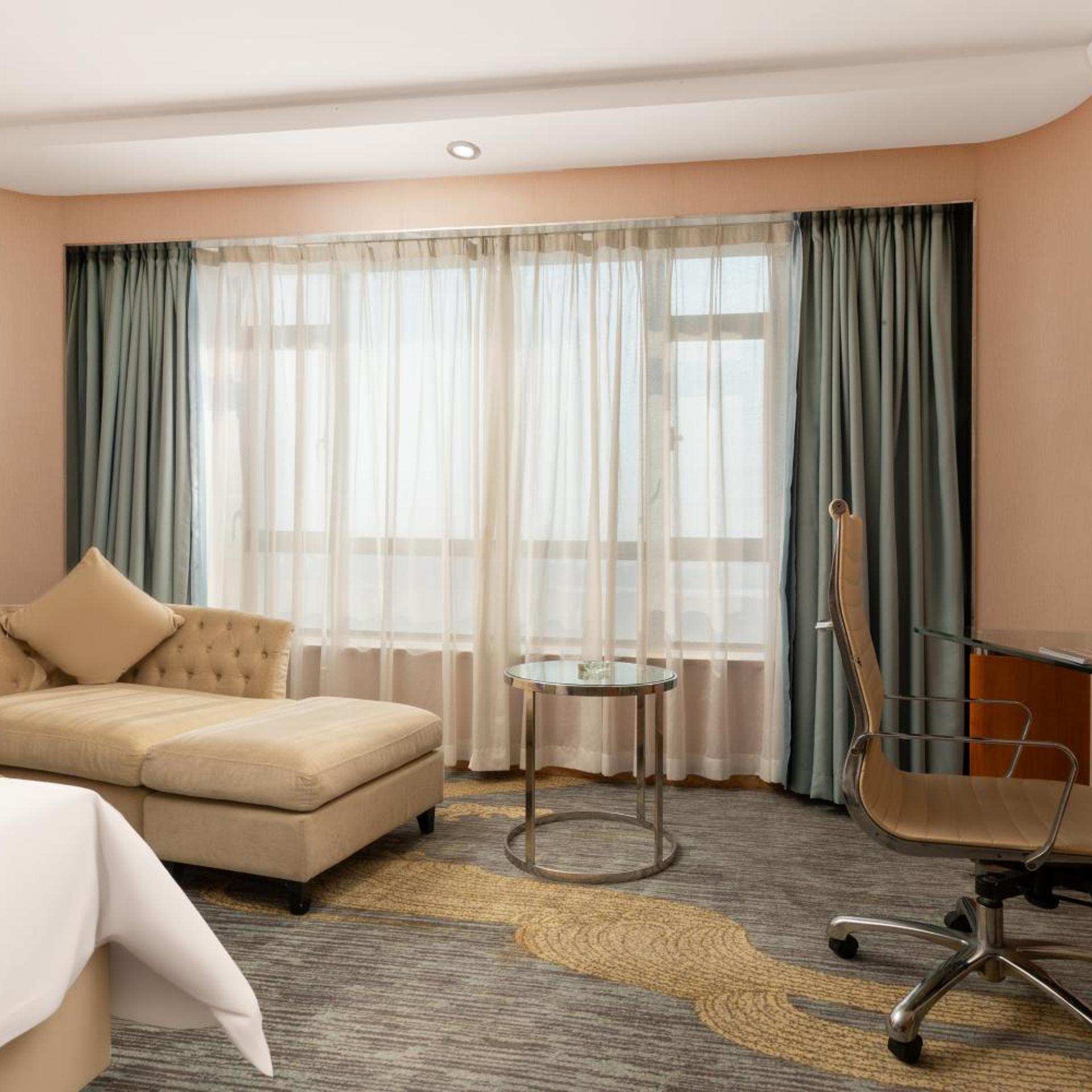 Yinquan Hotel 34/46