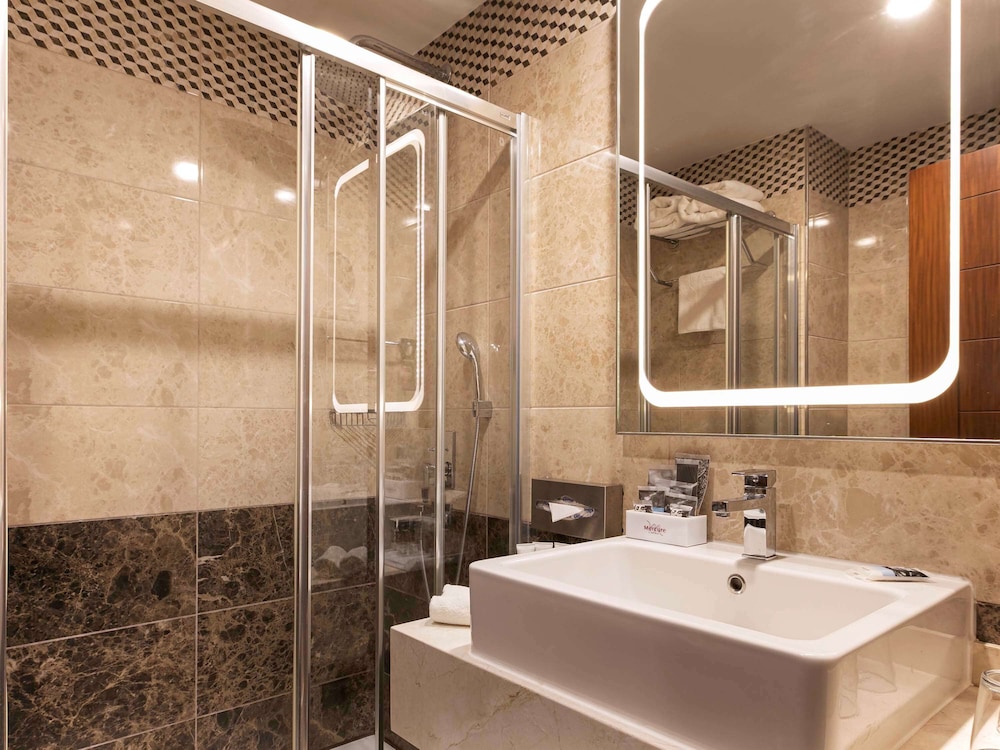 Mercure Istanbul Bakirkoy Hotel 24/73