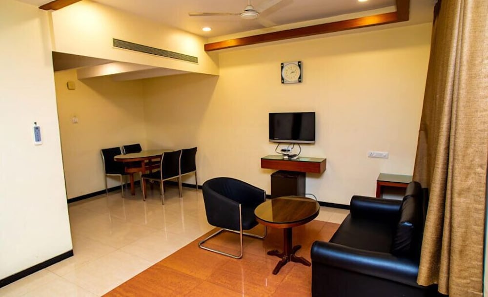Hotel Simran Heritage Pvt. Ltd. 37/55