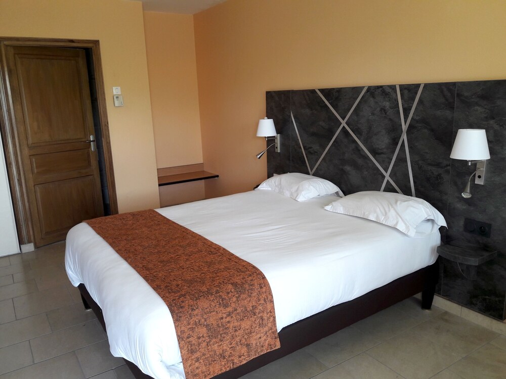 Hotel Des Sources 8/28