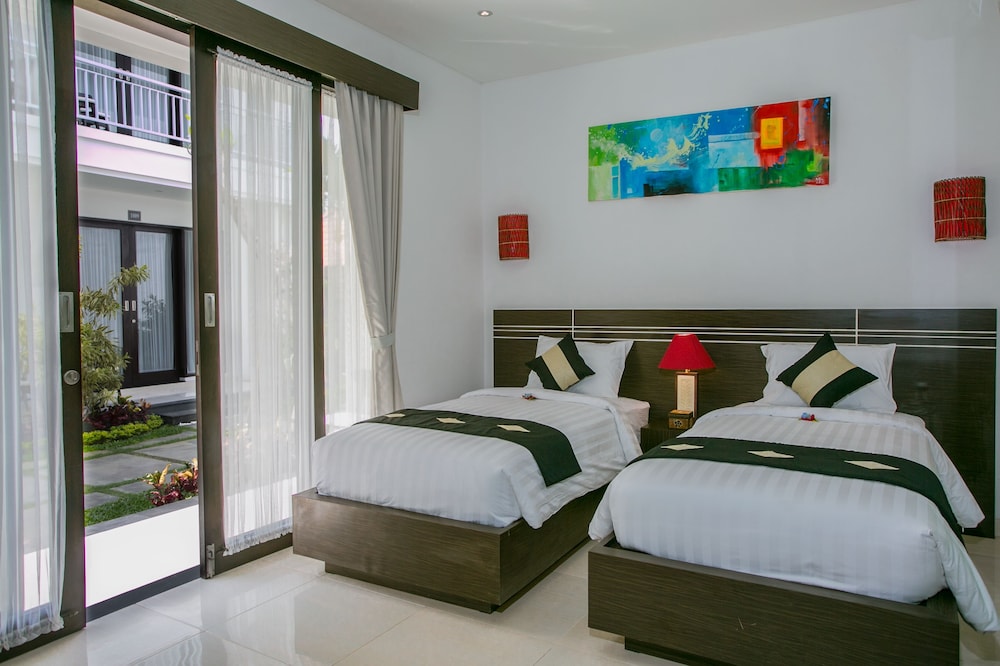 The Diana Suite 26/67
