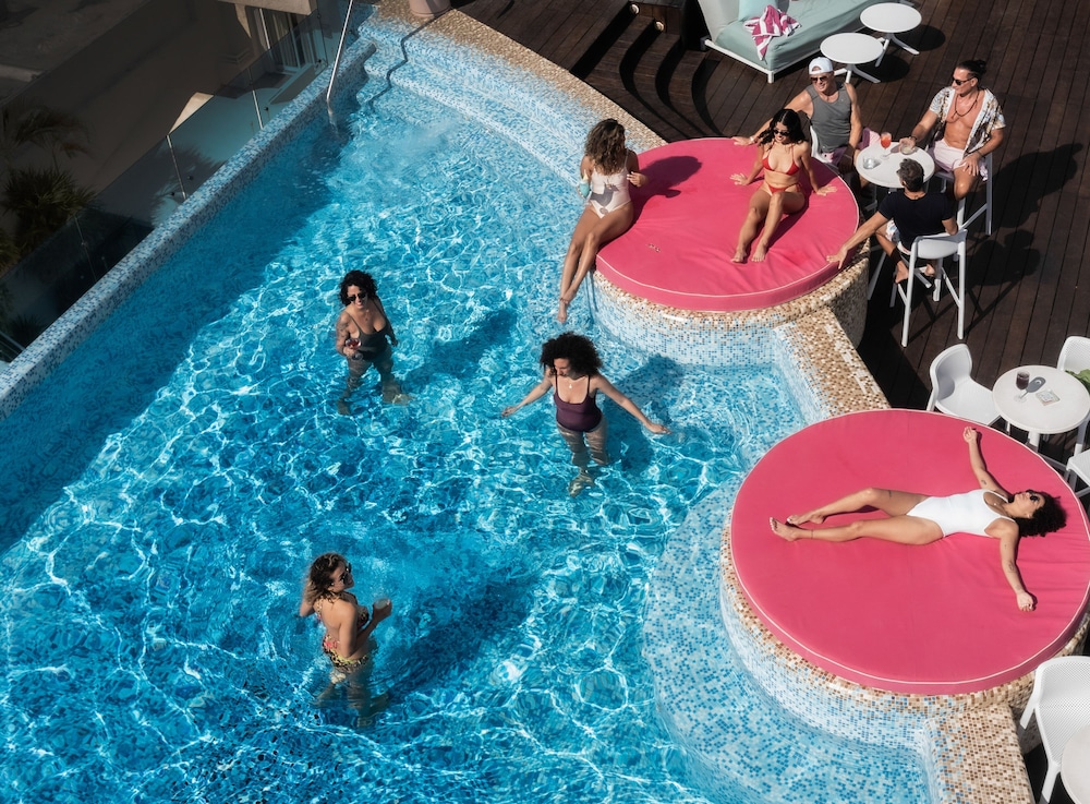 The Carmen Hotel Ocean Front By Kavia - Adults Only 62/73