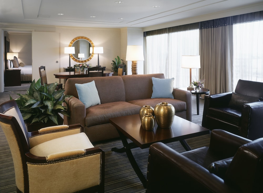 Hyatt Regency San Antonio Riverwalk 46/83