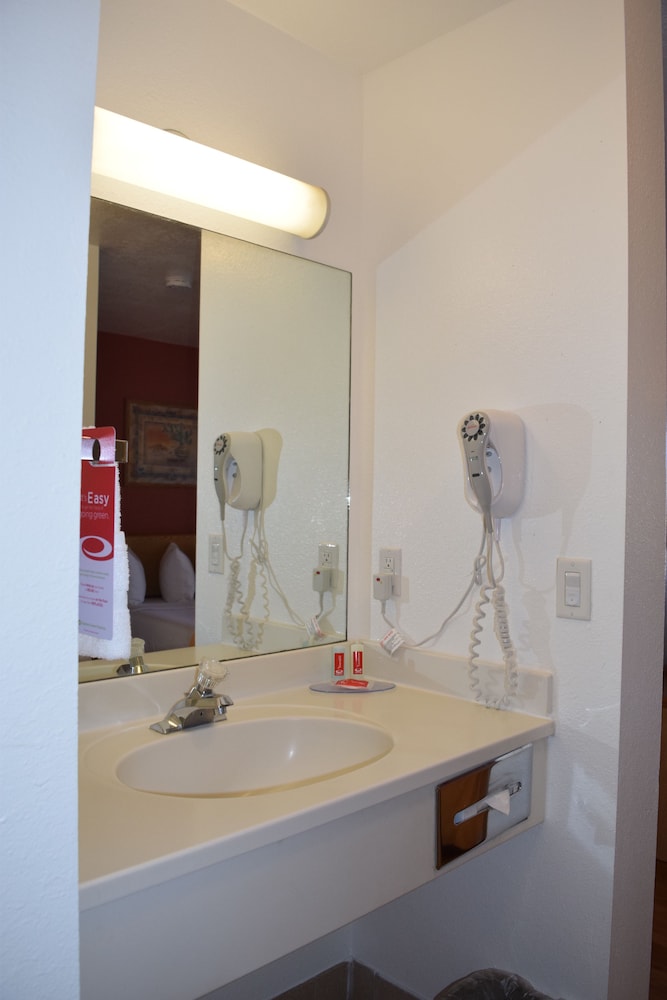 Econo Lodge Old Town 26/40