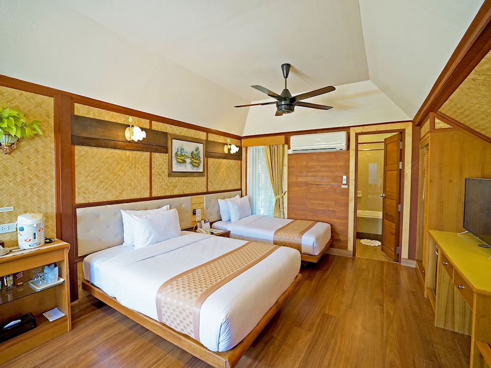 SUNSET VILLAGE BEACH RESORT 13/50