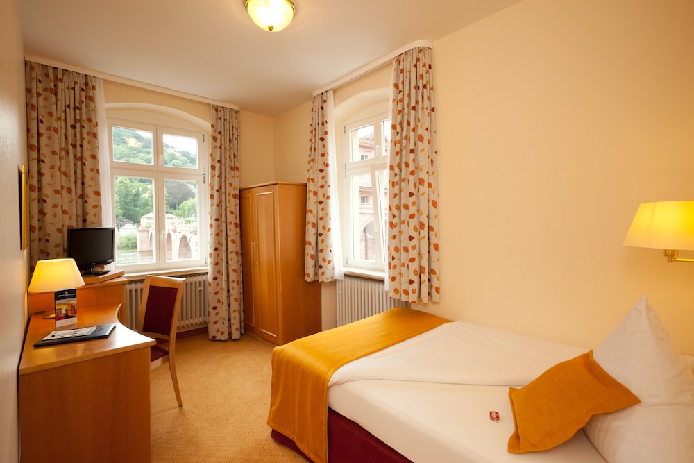 Hotel Hollaender Hof 32/70