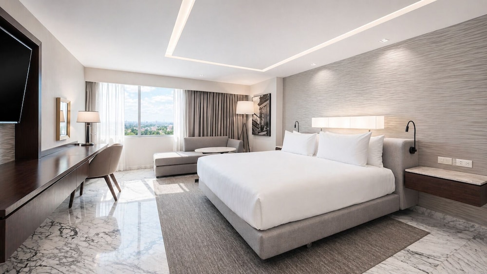 Regency, Suite, King Bed