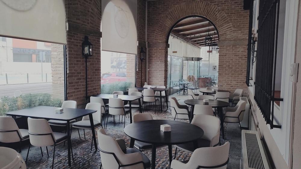 Maria Cristina Hotel 49/72