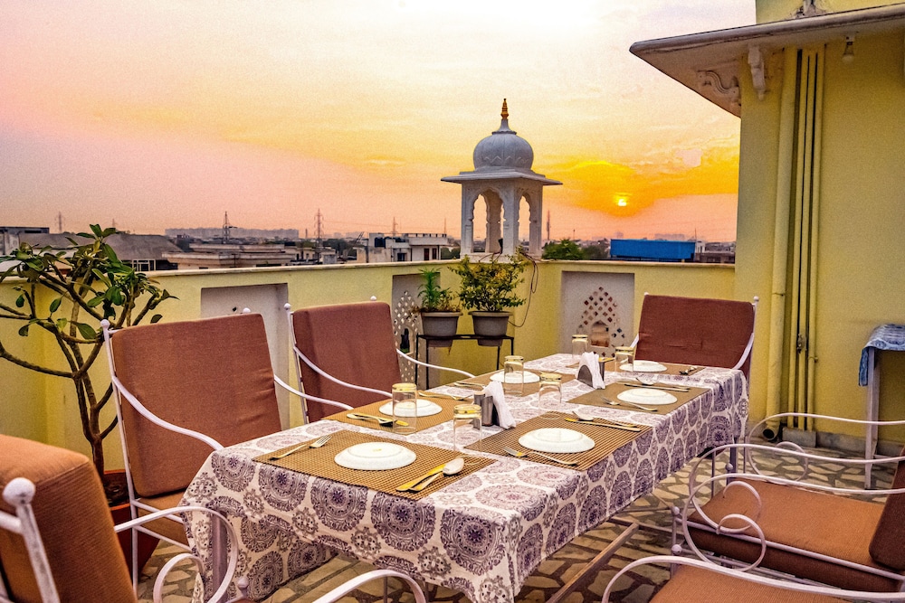 Harsoli Haveli 24/31