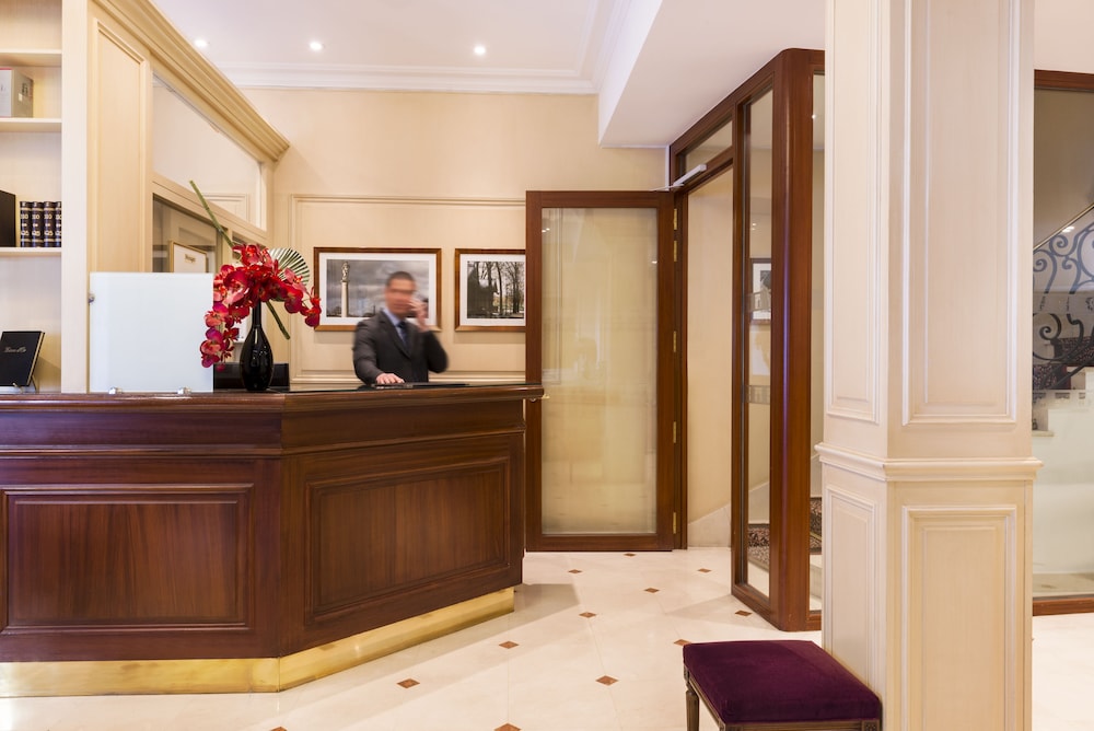 Lobby at Le Friedland (ex Champs Elysees Friedland), PARIS