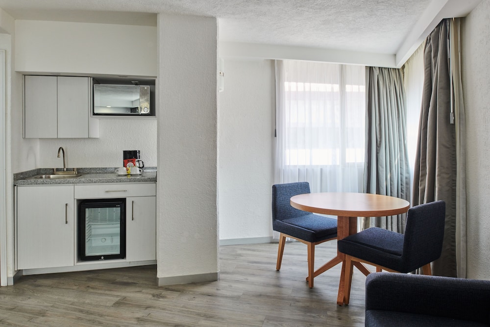 Best Western Plus Gran Hotel Centro Historico 46/70