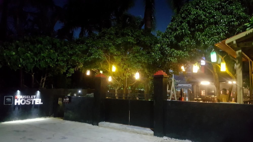 Houselet Hostel 35/40