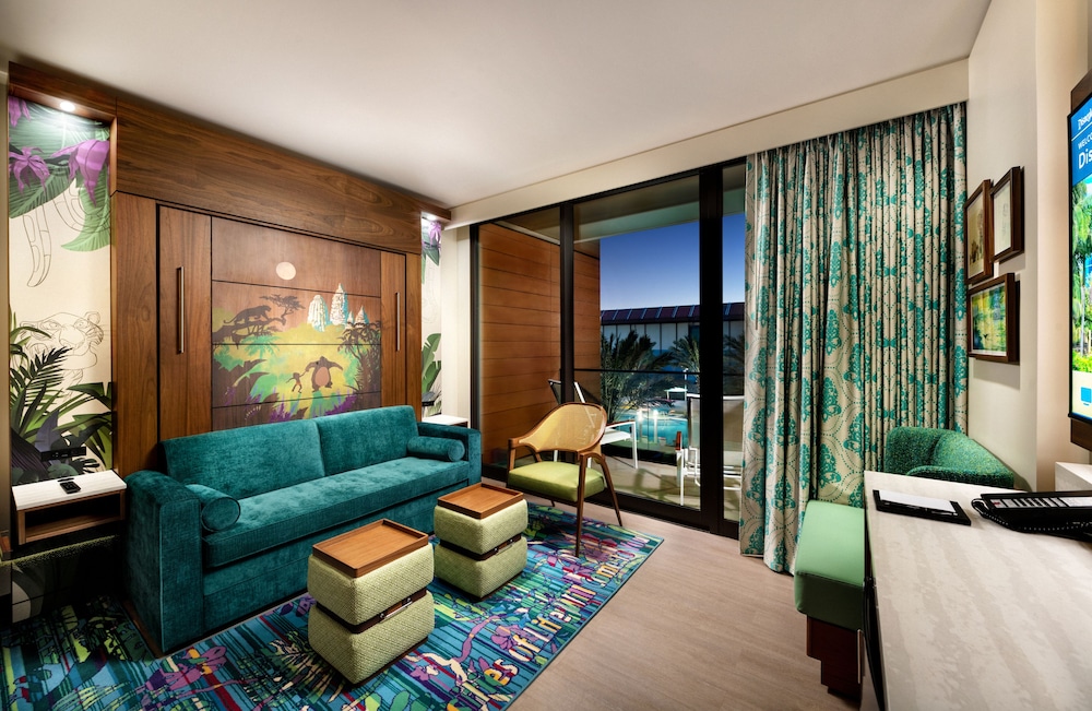 The Villas At Disneyland Hotel 42/58