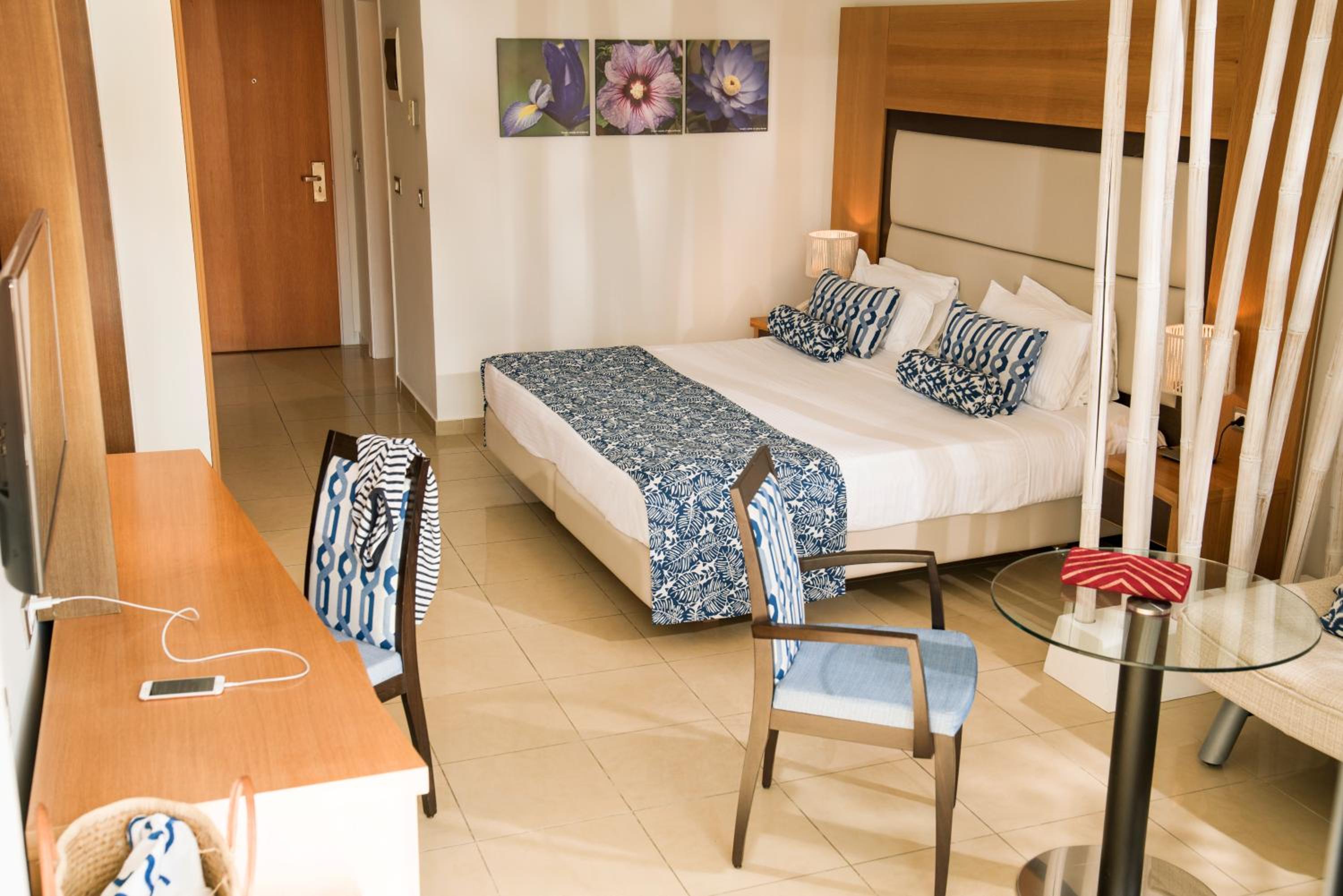 Room, Double Bed, Garden View