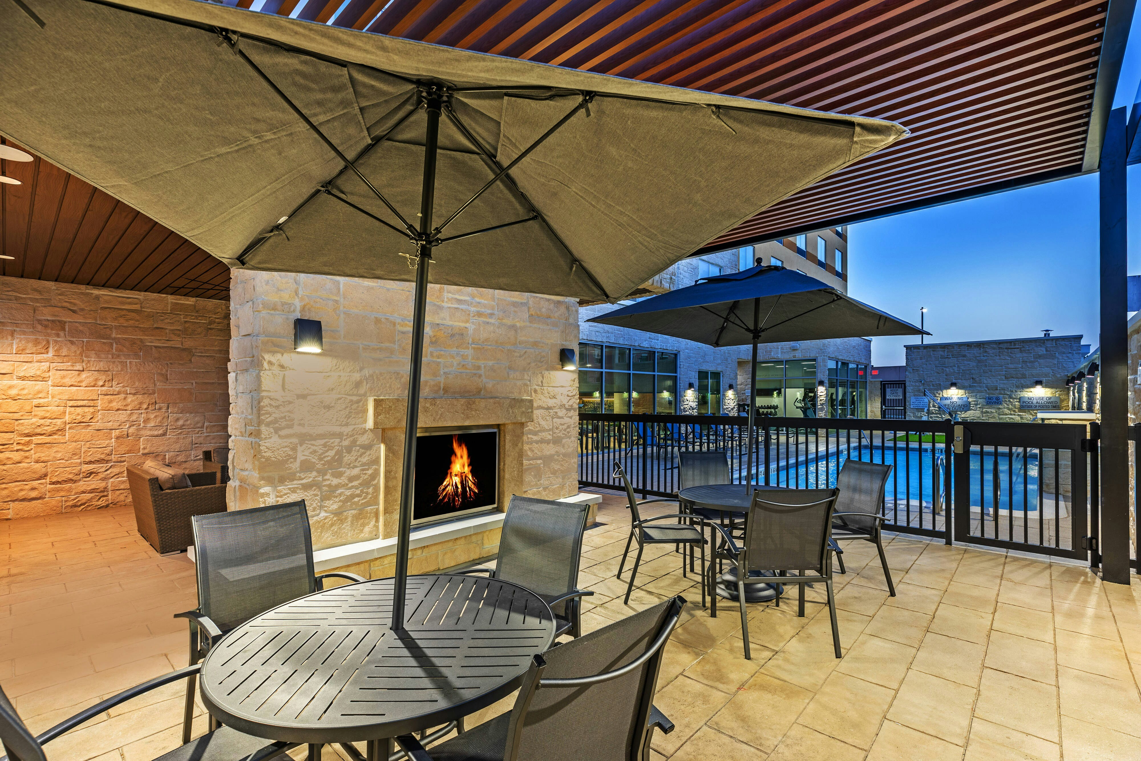 Fairfield Inn & Suites Houston Memorial City Area 15/20