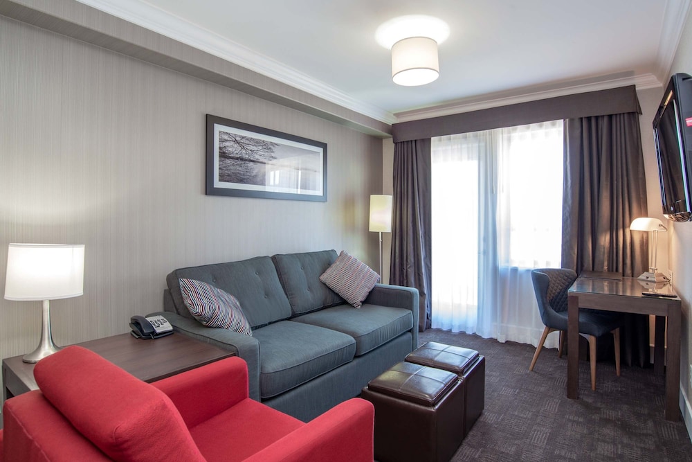 Sandman Hotel & Suites Abbotsford 17/36