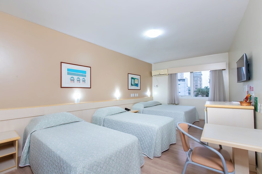 Hotel Suarez Sao Leopoldo 19/75