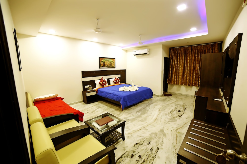 Hotel Royal Dezire 25/48