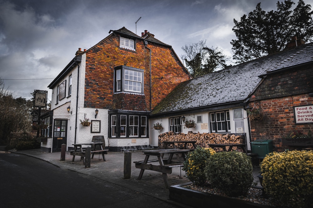 The Black Horse Inn 9/60