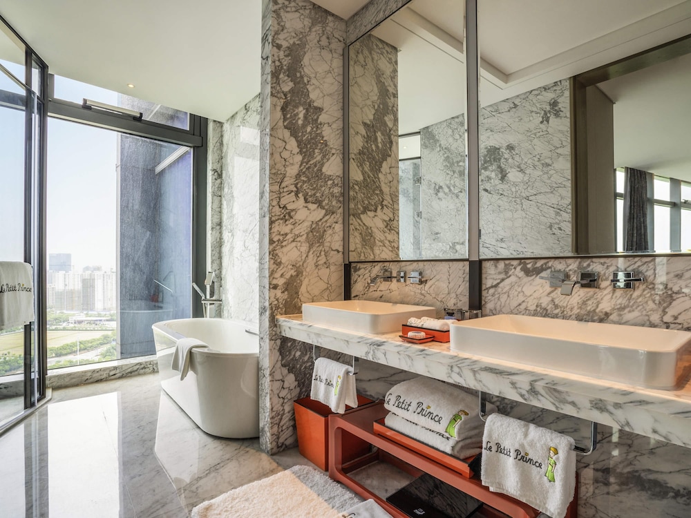 Sofitel Hangzhou Yingguan Hotel 76/76
