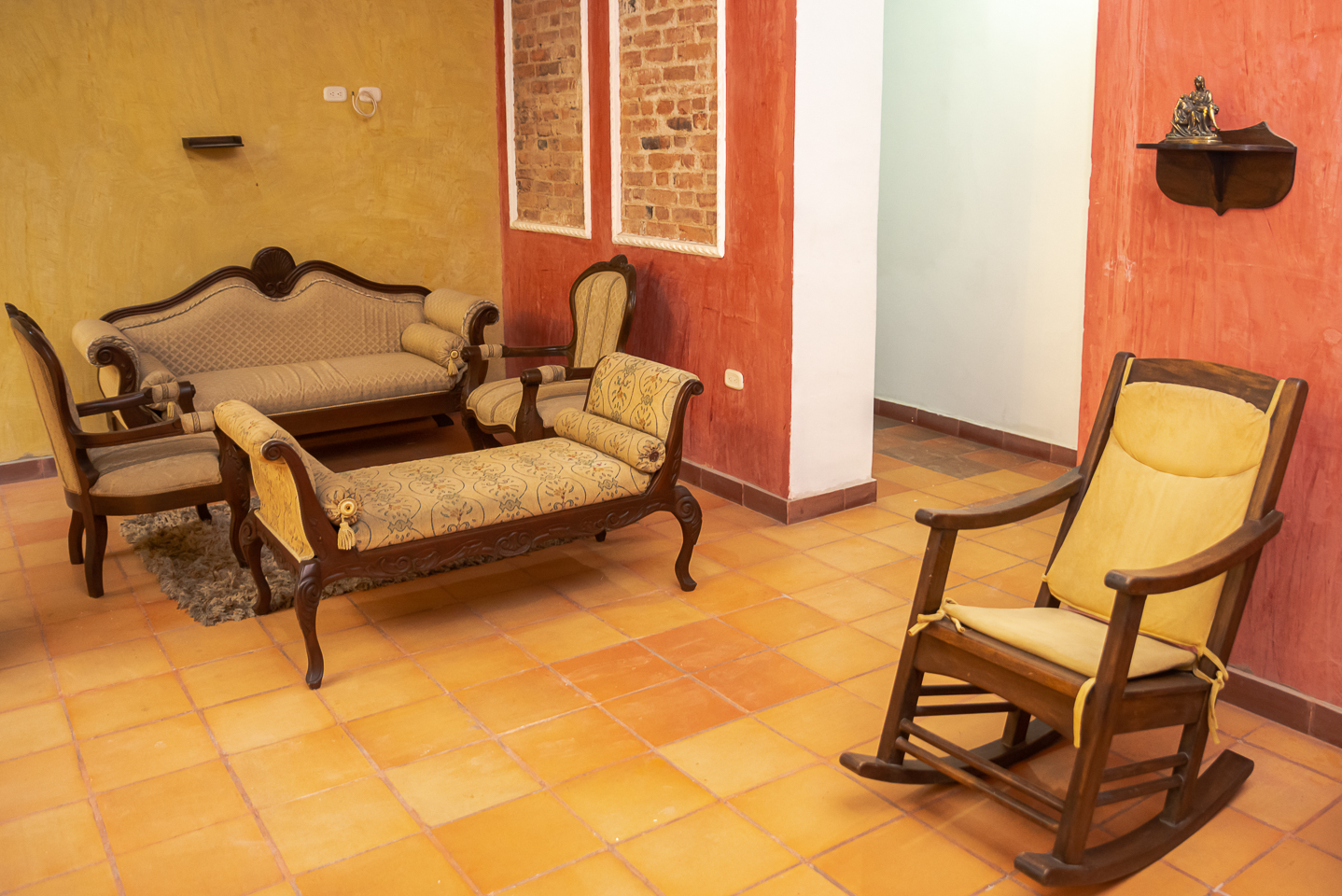 Ayenda 1312 San Nicolas Colonial 8/12