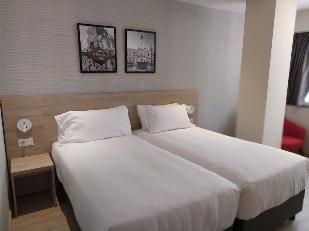 Ramada By Wyndham Madrid Tres Cantos 9/40