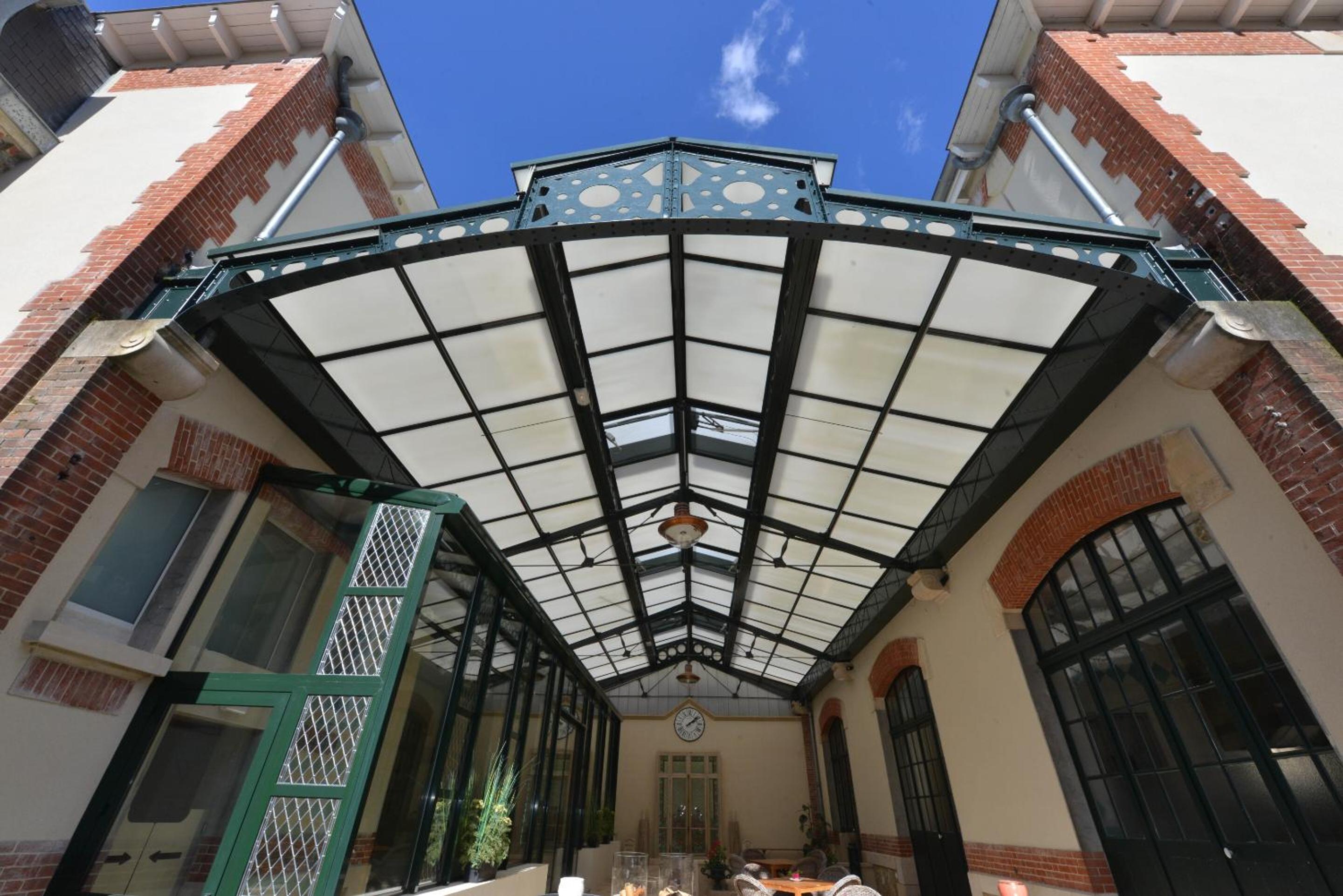 Hotel Castel Jeanson 1/23