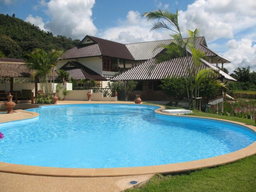 Maekok River Village Resort 51/55