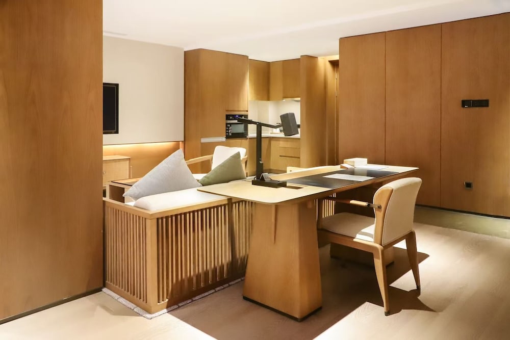 Grand WUJI Hotel, in The Unbound Collection by Hyatt 20/50