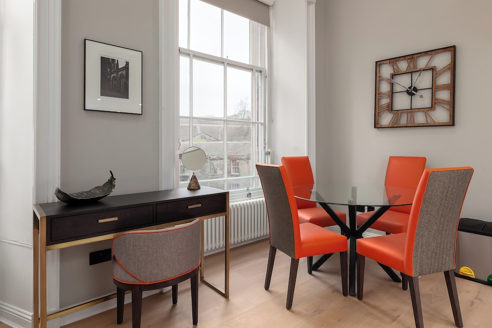 No1. Apartments Edinburgh - George IV Bridge 51/61