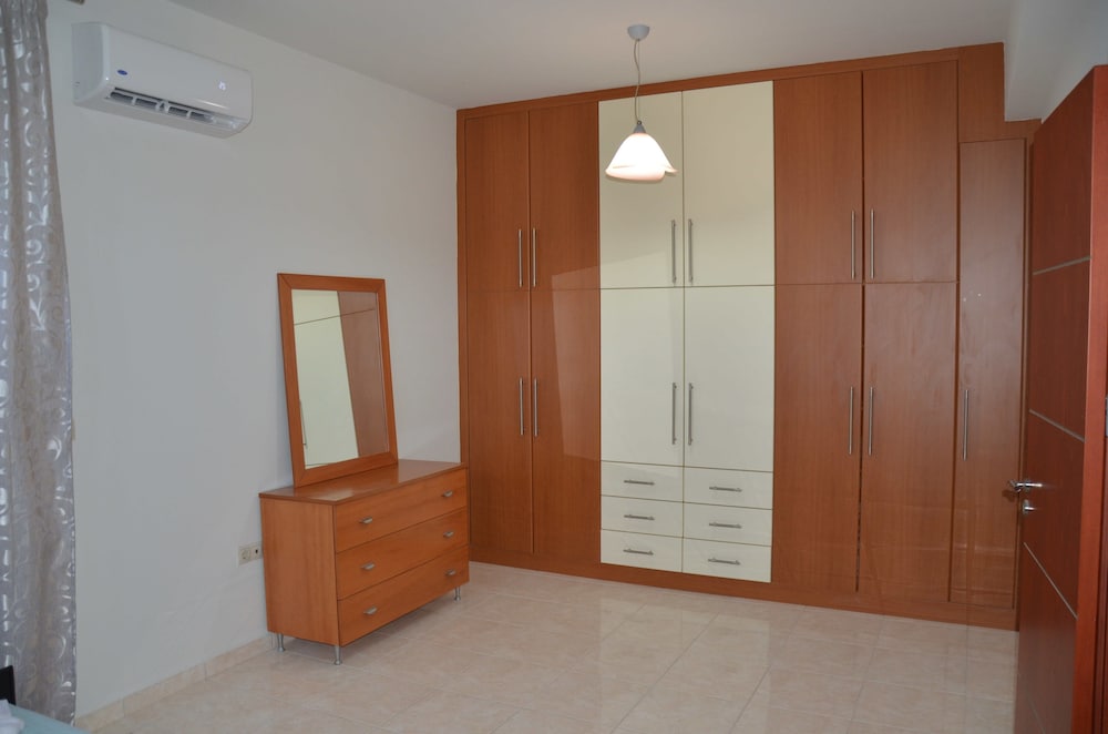 Platoni Elite Apartments 20/50