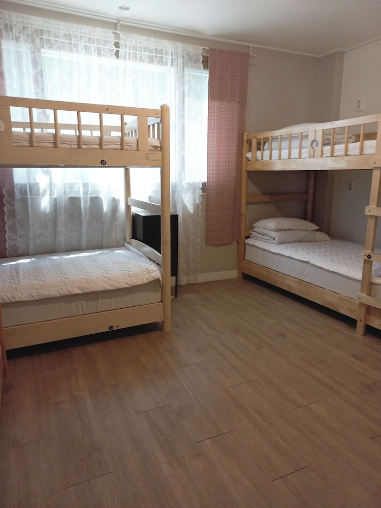 Pohang Youngildae Guesthouse - Hostel 31/50