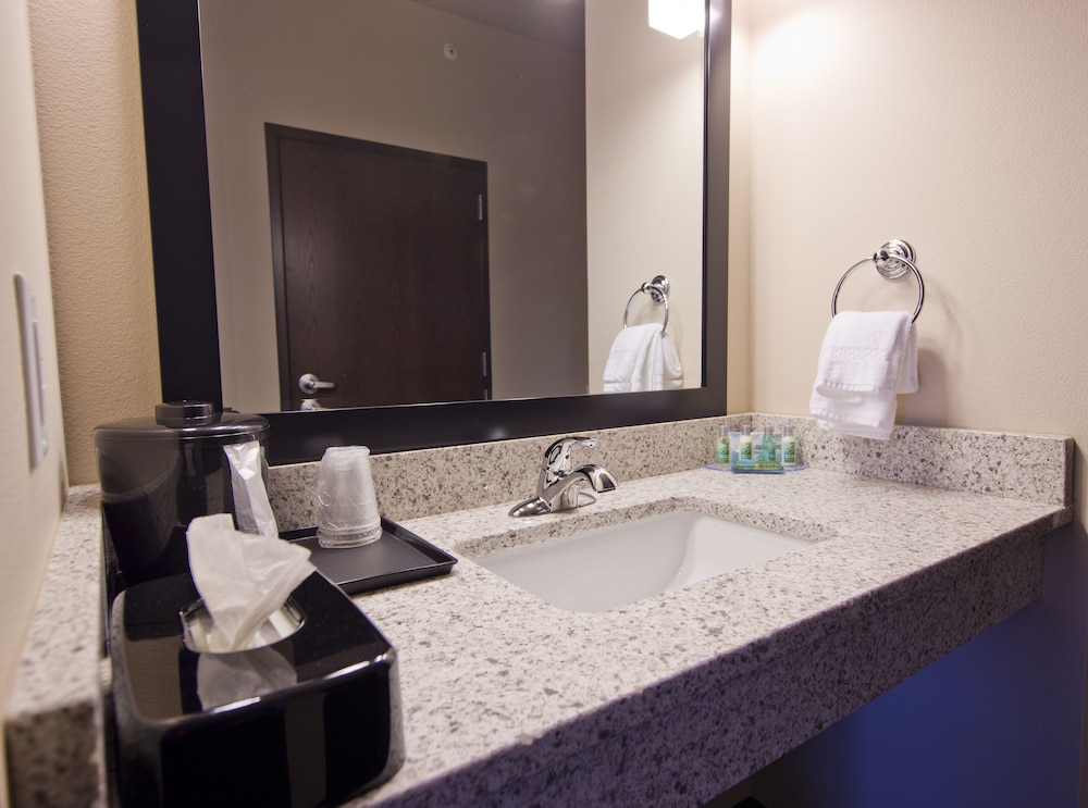 جناح بسريرين كوين مع أريكة، Cobblestone Inn & Suites - Manning 5/5