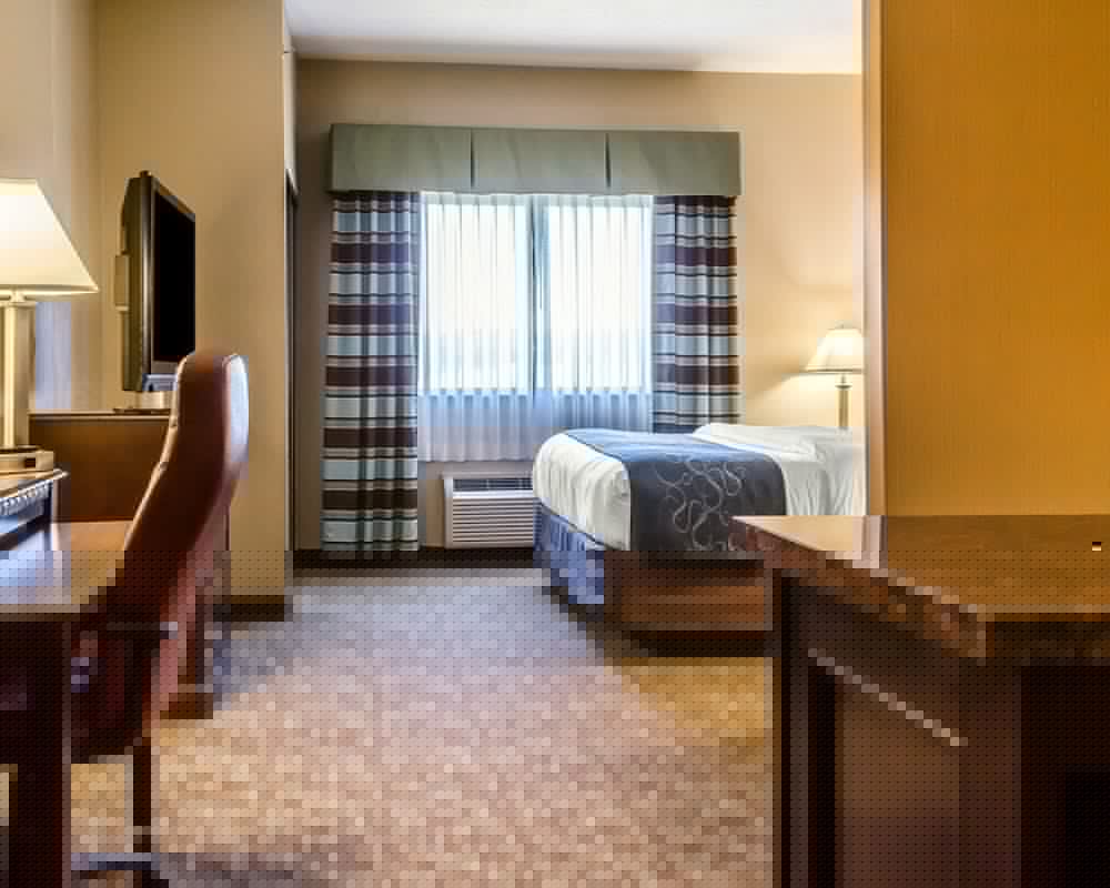 Comfort Suites Bloomsburg, PA 30/44