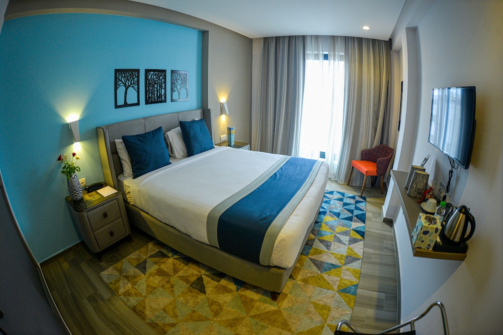 SIGNATURE, DOUBLE BED