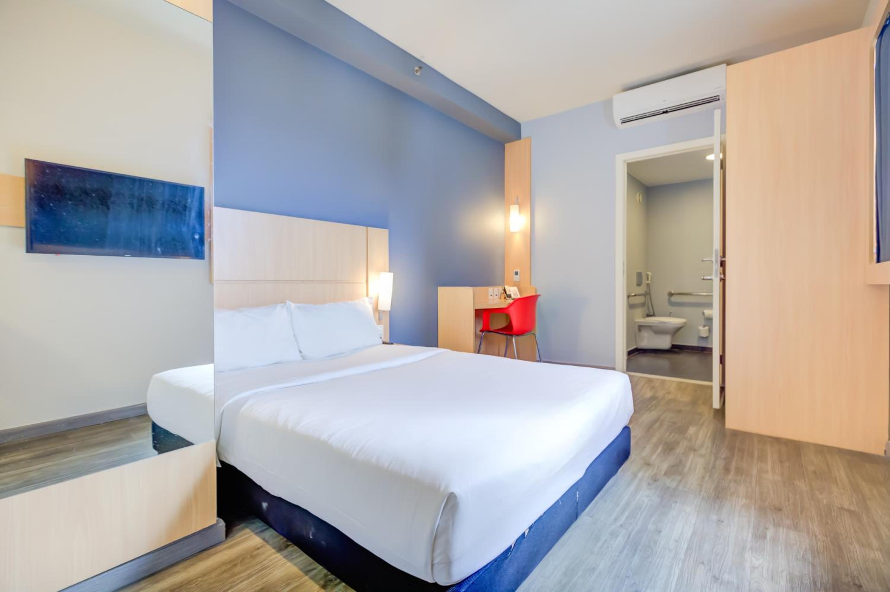 Standard, Accessible, ibis Rio de Janeiro Nova America 9/10