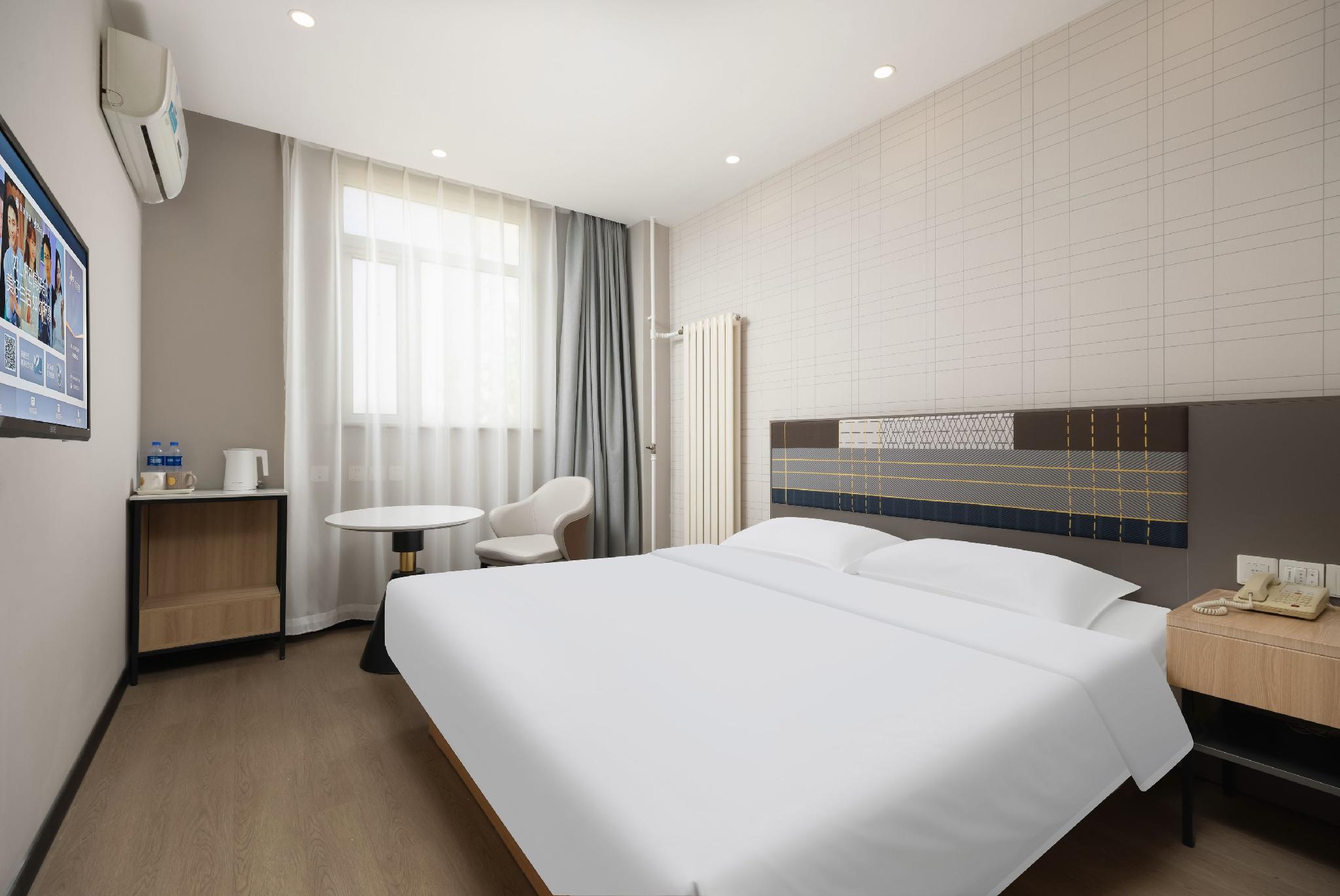 Room at Homeinn (Beijing Water Cube Stadium), BEIJING