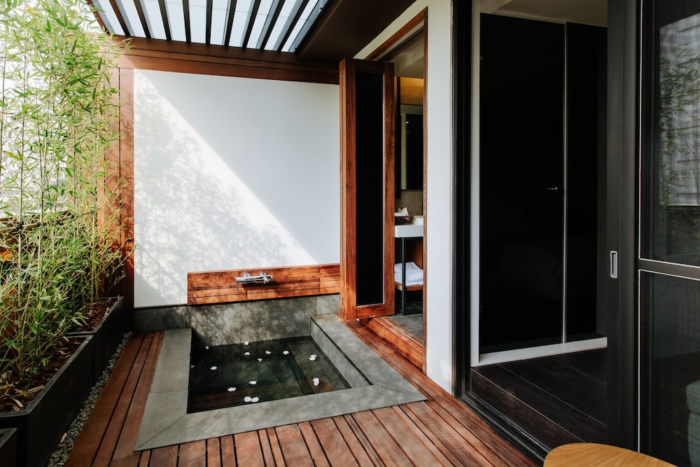 CHECK inn Taichung Zhongshan 28/50