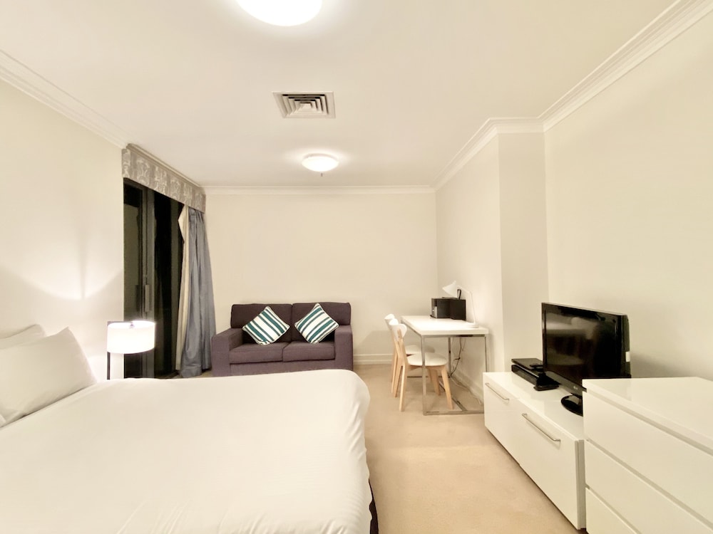 BASIC, STUDIO, APARTMENT