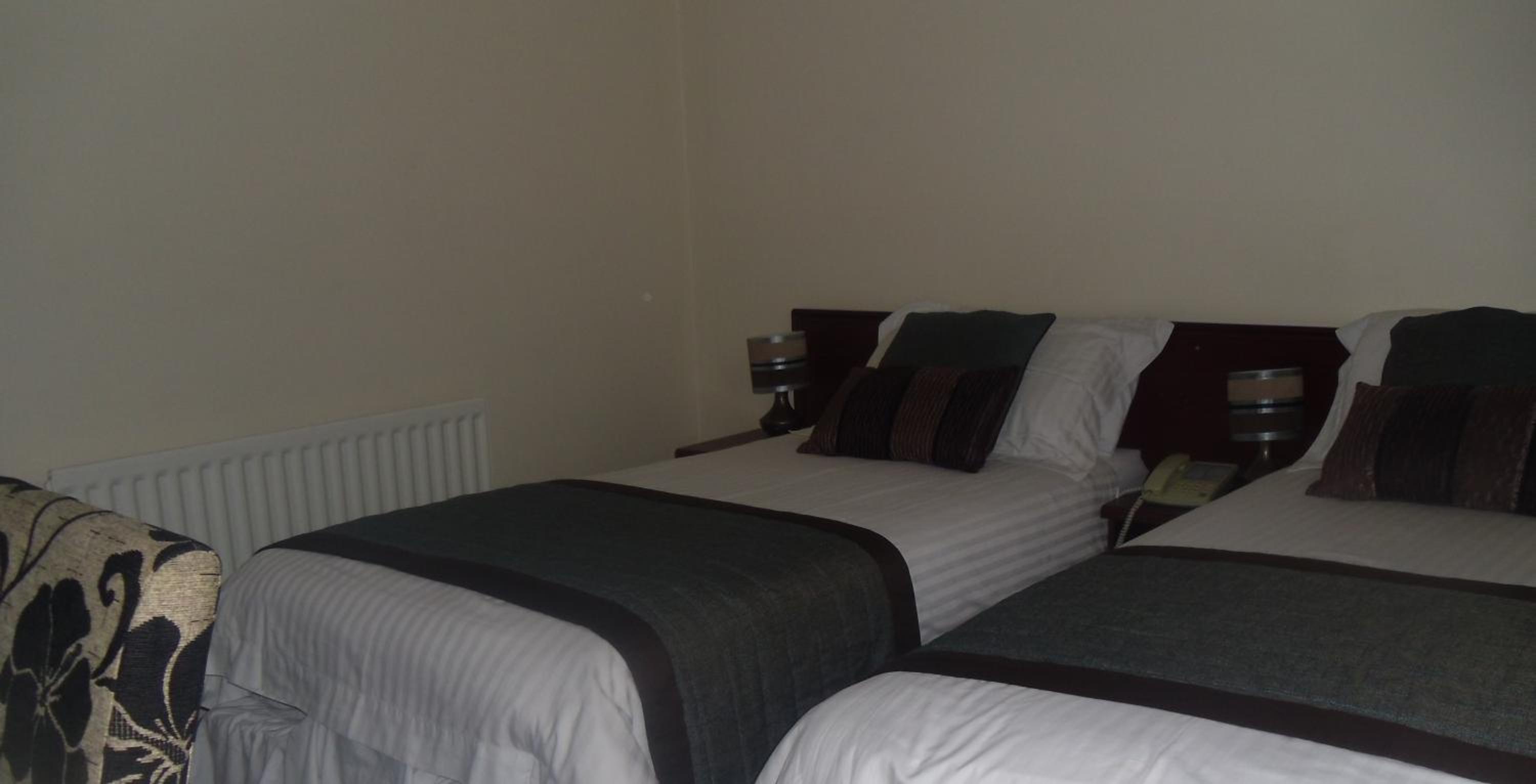Waverley Hotel 25/38