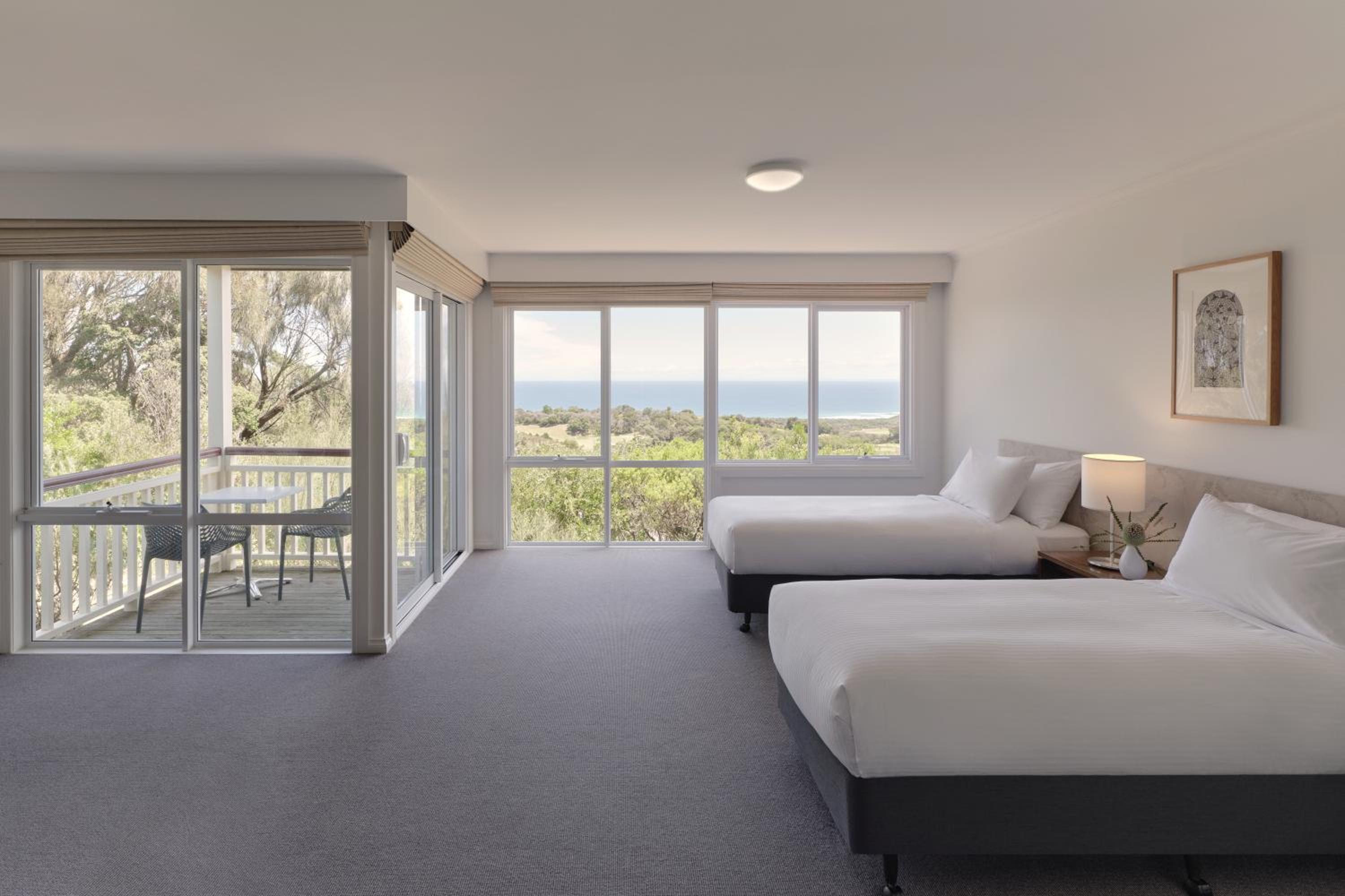 2 Bedrooms, Ocean Villa, Single Bed