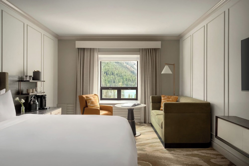 MOUNT TEMPLE, DELUXE, KING BED, ACCESSIBLE