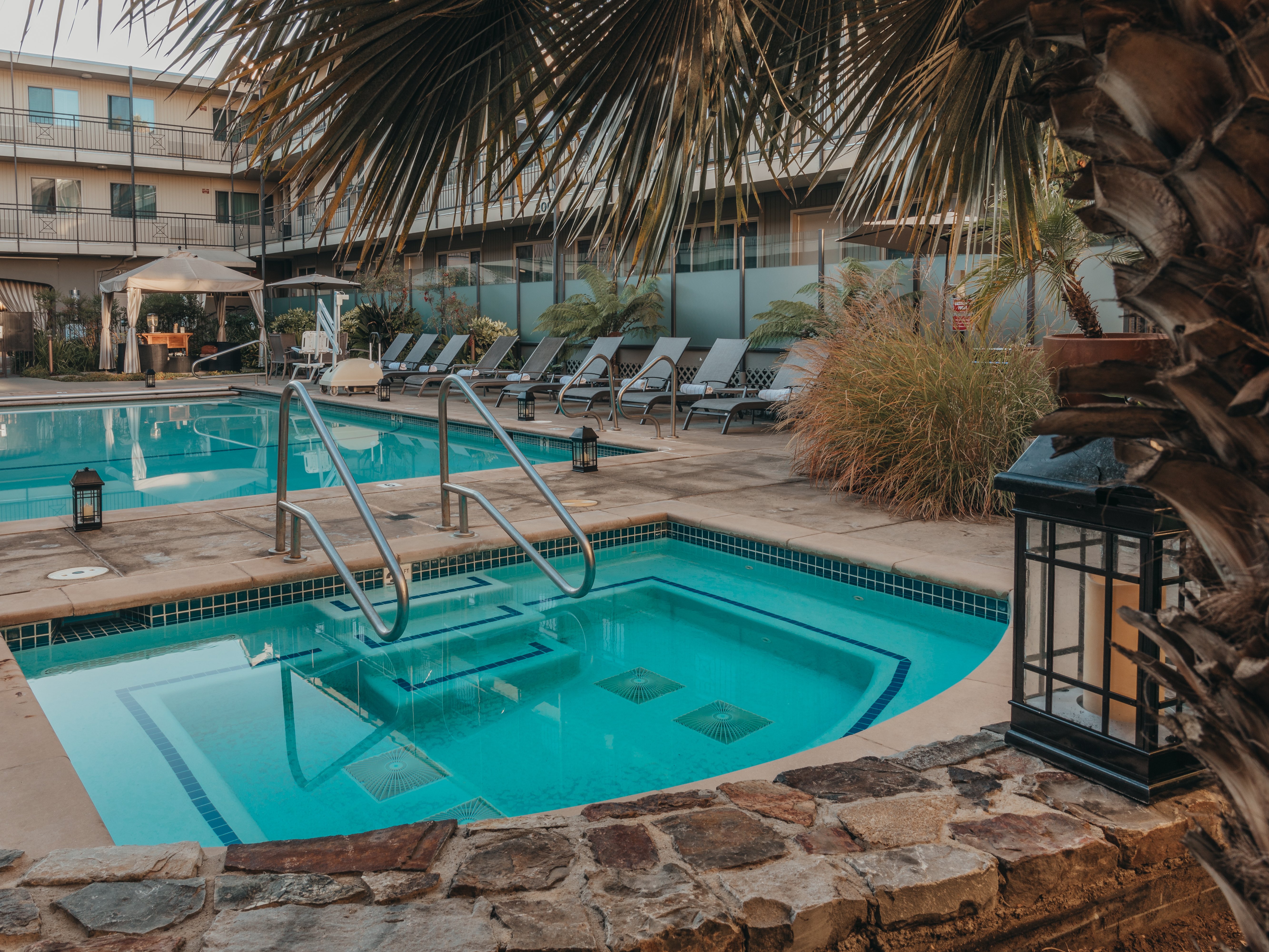 Marin Suites Hotel 42/81